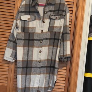 SHEIN Checkered shacket with Button Accents